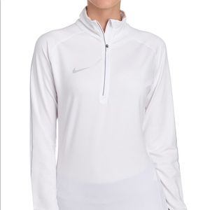 Nike Fit Dry Women’s 1/4 Zip